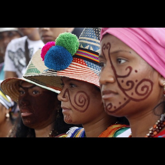 Meet your Posher, Vanessa! - Picture 12 of 12